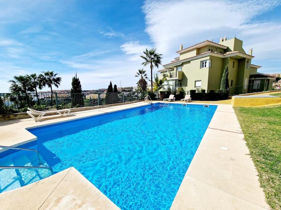 Royal Golf View: 2Br, Pools & Ac Apartment Sitio de Calahonda Exterior foto