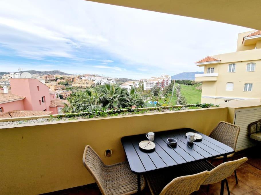 Royal Golf View: 2Br, Pools & Ac Apartment Sitio de Calahonda Exterior foto