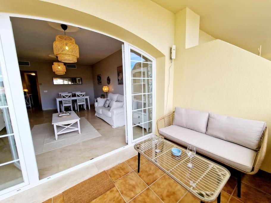 Royal Golf View: 2Br, Pools & Ac Apartment Sitio de Calahonda Exterior foto