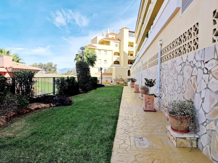 Royal Golf View: 2Br, Pools & Ac Apartment Sitio de Calahonda Exterior foto