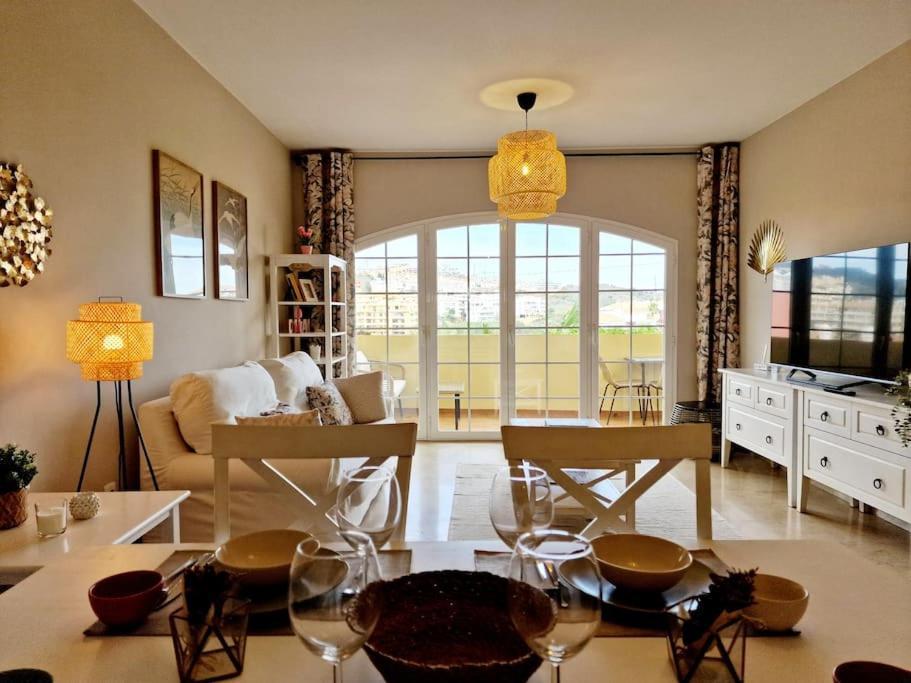 Royal Golf View: 2Br, Pools & Ac Apartment Sitio de Calahonda Exterior foto