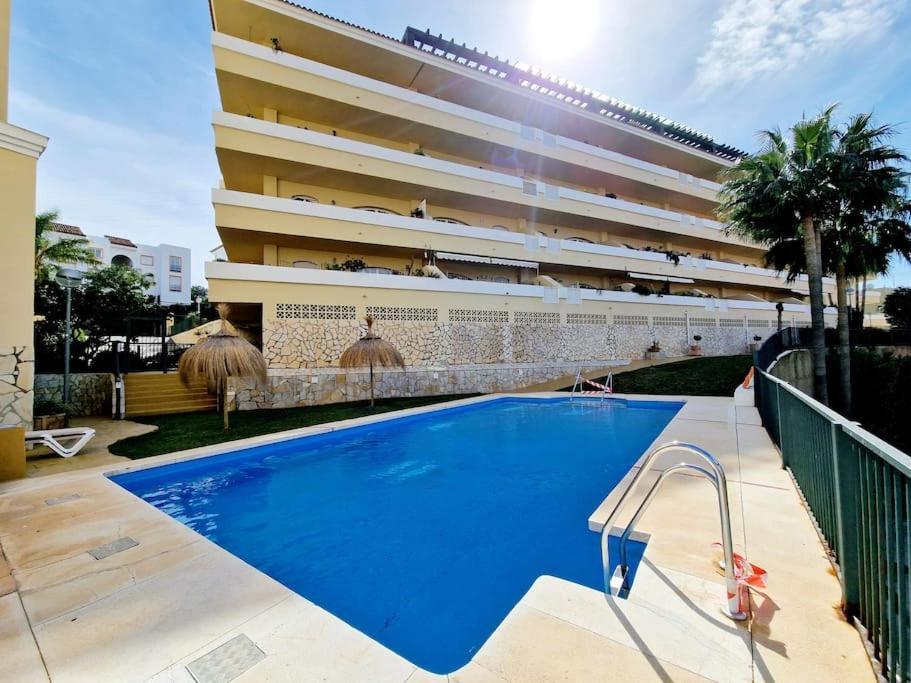 Royal Golf View: 2Br, Pools & Ac Apartment Sitio de Calahonda Exterior foto