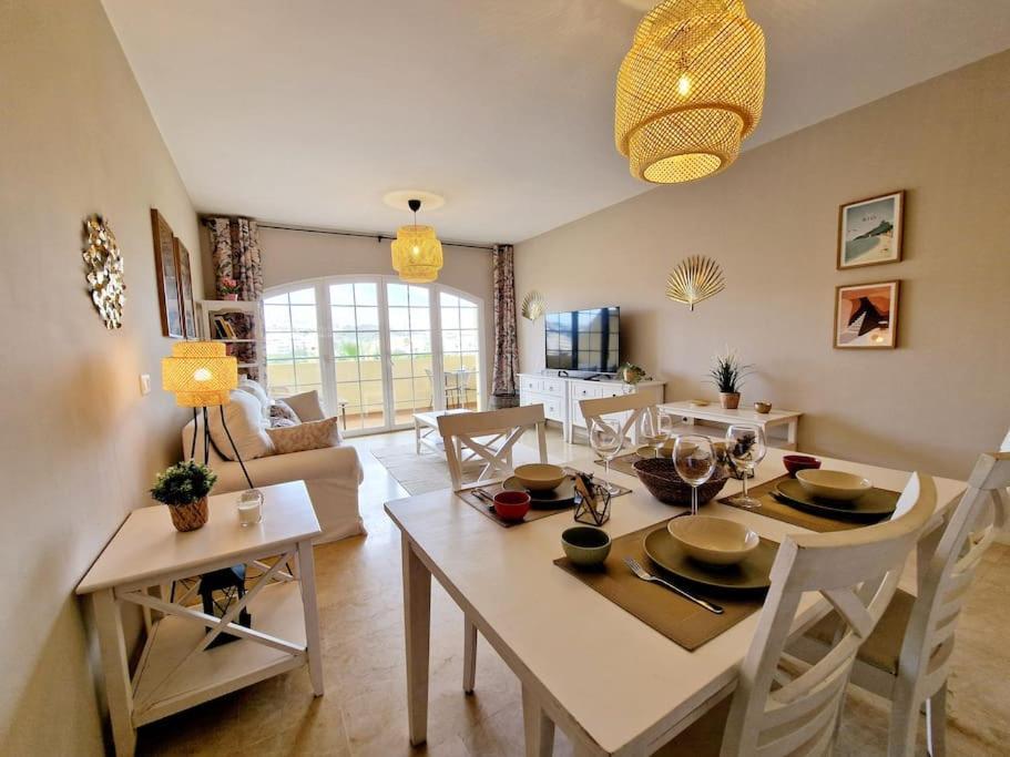 Royal Golf View: 2Br, Pools & Ac Apartment Sitio de Calahonda Exterior foto