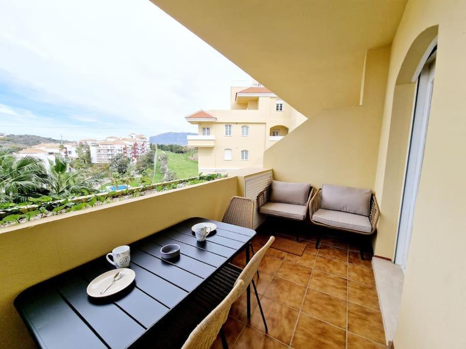 Royal Golf View: 2Br, Pools & Ac Apartment Sitio de Calahonda Exterior foto