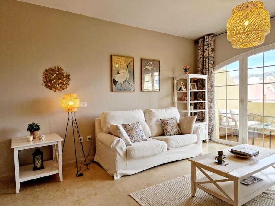 Royal Golf View: 2Br, Pools & Ac Apartment Sitio de Calahonda Exterior foto