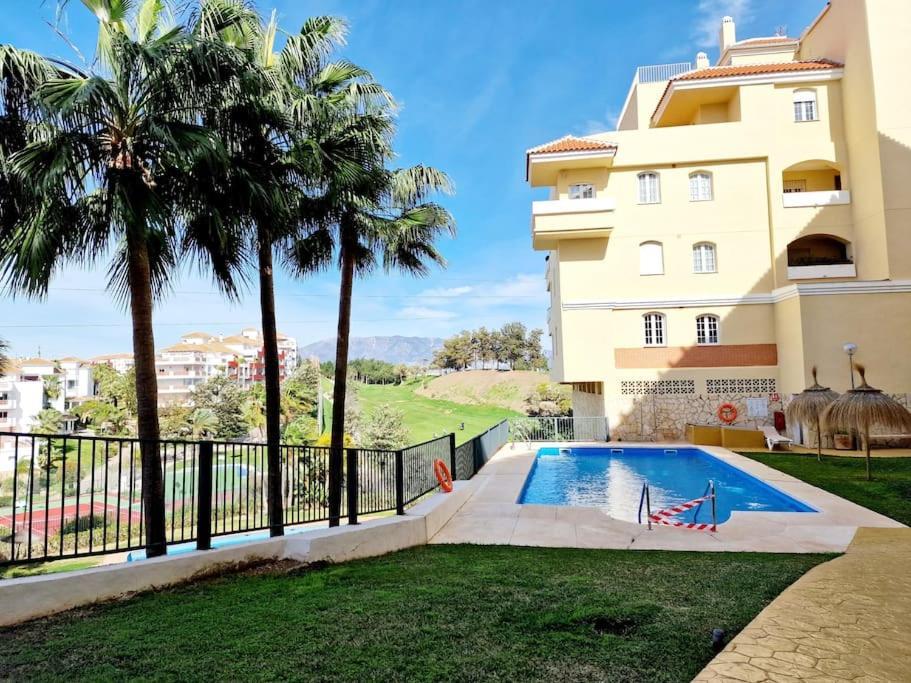 Royal Golf View: 2Br, Pools & Ac Apartment Sitio de Calahonda Exterior foto