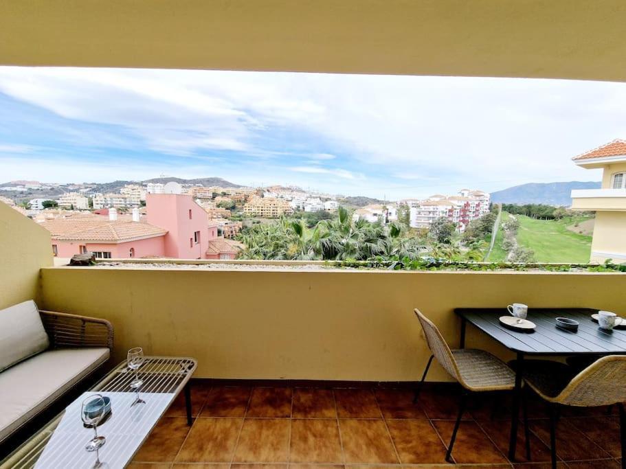 Royal Golf View: 2Br, Pools & Ac Apartment Sitio de Calahonda Exterior foto