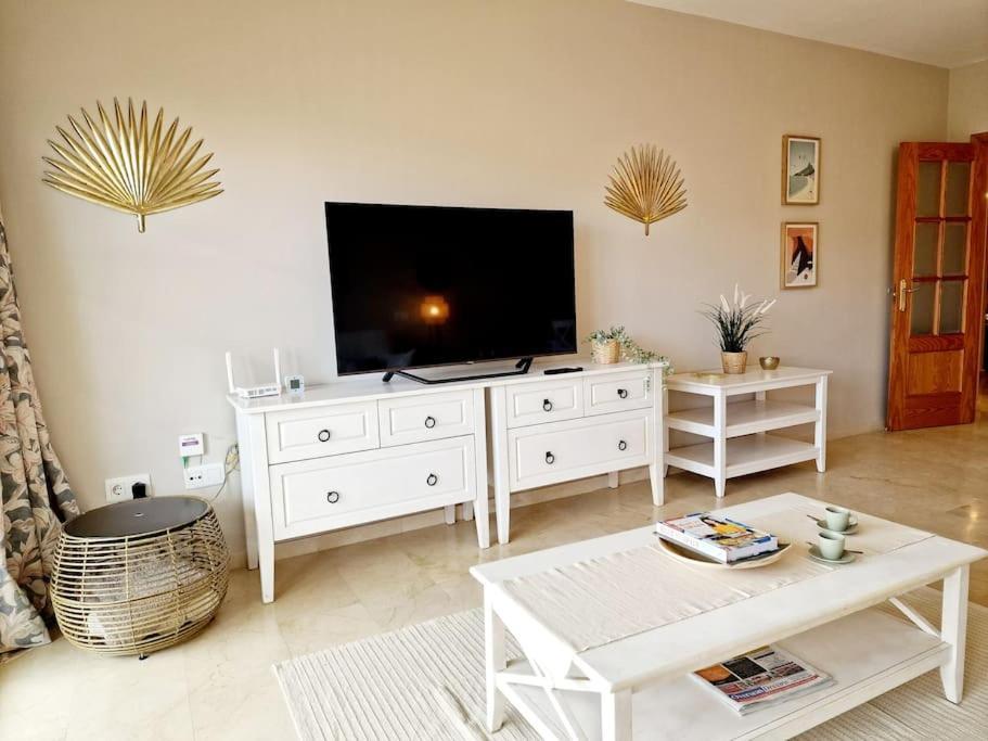 Royal Golf View: 2Br, Pools & Ac Apartment Sitio de Calahonda Exterior foto