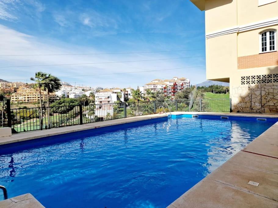 Royal Golf View: 2Br, Pools & Ac Apartment Sitio de Calahonda Exterior foto